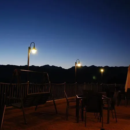 Hotel La Montanina In Val Di Non 3*